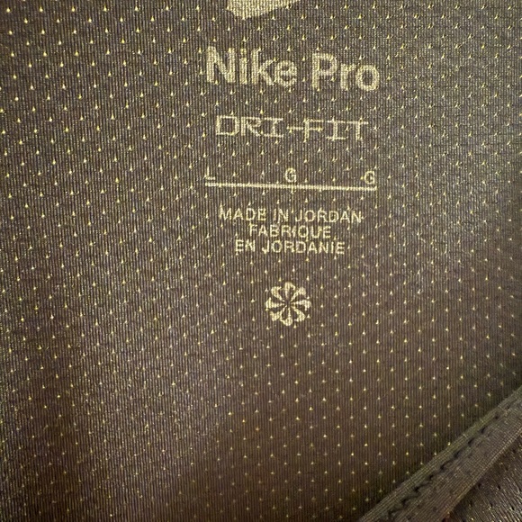 Nike Pro Dri-FIT Performance Shirt - Picture 2 of 3